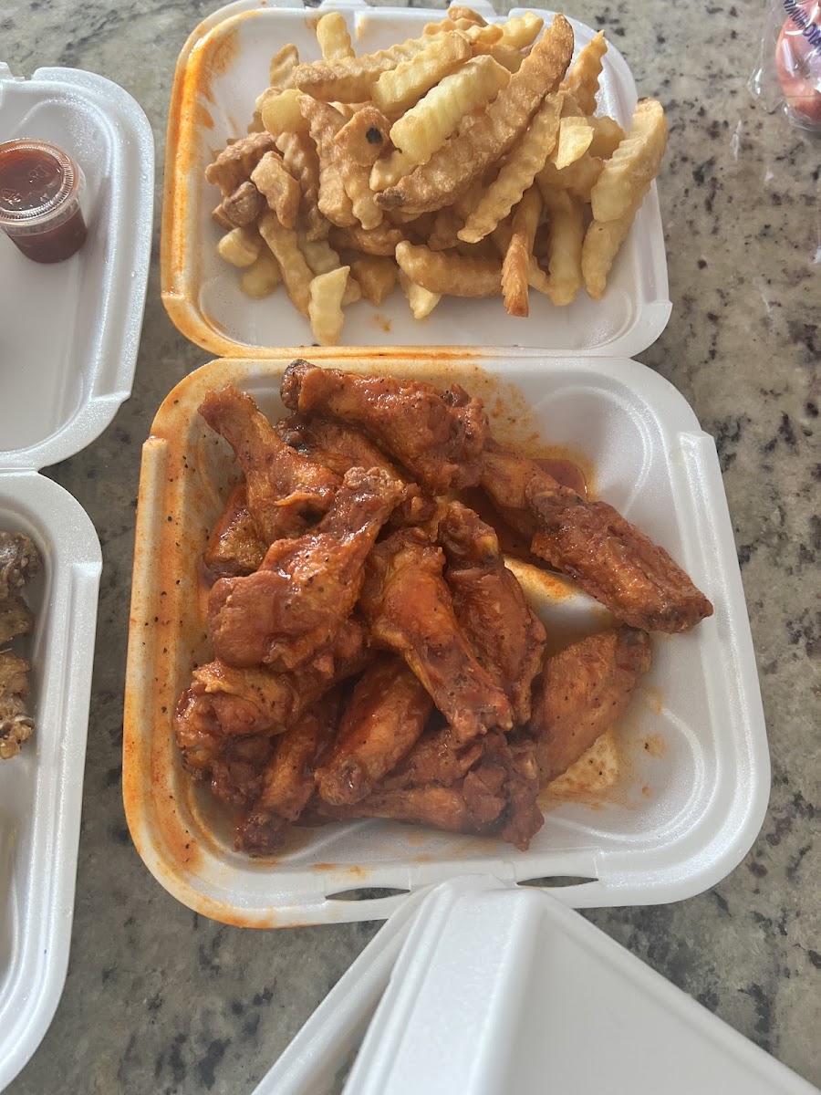 Wings & Philly-9